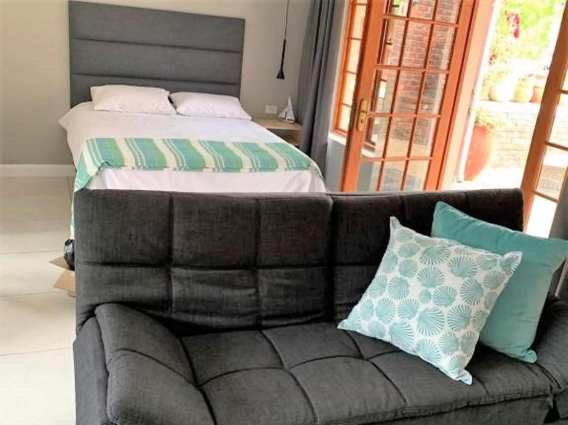 Green Pastures Guesthouse George Bagian luar foto